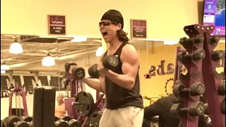 Screaming In The Gym Prank!