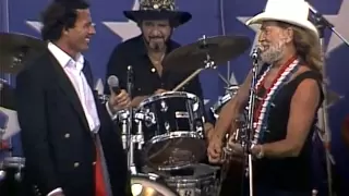 Willie Nelson & Julio Iglesias - To All the Girls I've Loved Before (Live at Farm Aid 1986)