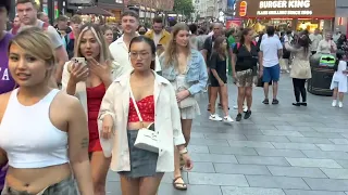 🇬🇧 [4K HDR]  Aug 2022 London Walk of Piccadilly Circus & Leicester Square, and Chinatown