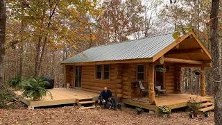 Log cabin build part 32, open shelving for the kitchen, first guests, hunting and camp cooking