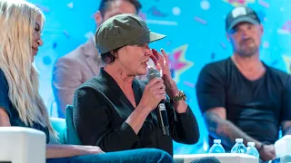 Shannen Doherty gets emotional after standing ovation at '90s Con with "Beverly Hills, 90210" cast