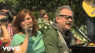 Dein ist mein ganzes Herz (ZDF-Fernsehgarten 20.05.2012) (VOD)