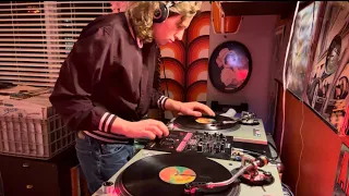 1970s & 80s Breakbeat DJ Set! Breaks, Disco, Funk, Rock, etc! MIXING & SCRATCHING!