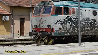 TRENO MERCI IN ARRIVO AD AVEZZANO (ferrovia Roma-Pescara) + LIS PER FOSSACESIA