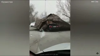 Ураган в Казахстане сегодня