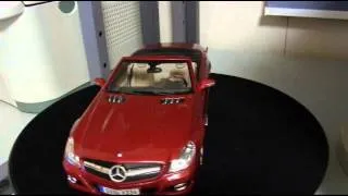Mercedes Benz SL550 Red 1 18 Maisto 10