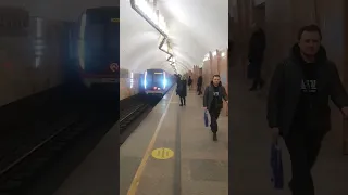 МЕТРО БАРРИКАДНАЯ МОСКВА 👋