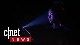 iPhone X's hidden security trick (CNET News)