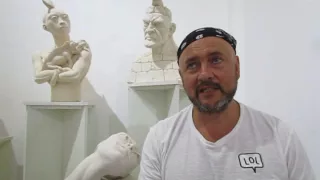 Скульптор Вадим Рубинчик на открытии выставки в Бейт Шагал