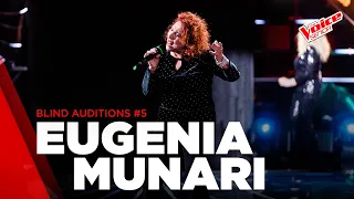 Eugenia Munari - “A città ‘e pulecenella” | Blind Auditions #5 |The Voice Senior Italy | Stagione 2