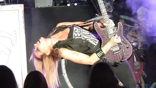 Nita Strauss Alice Cooper Poison Live in Los Angeles 2017