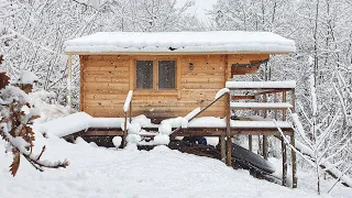 Off Grid Cabin Tour (Solar Cabin Off Grid Living)