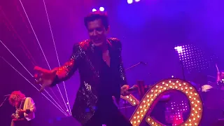 The Killers - Somebody Told Me (Live at Scotiabank Arena)