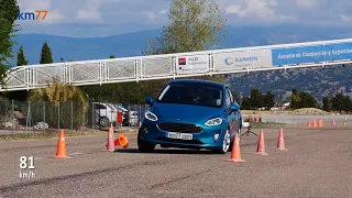 Ford Fiesta 2017 - Maniobra de esquiva (moose test) y eslalon | km77.com