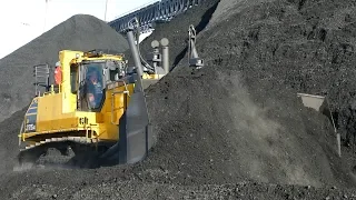 Komatsu D375A Pushing Coal at Big Power Plant in Denmark | Special Builded Blade | DK Contruction