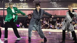 191227 KBS 가요대축제 - 고민보다GO (GOGO) 방탄소년단 BTS 정국 직캠 JUNGKOOK Focus.