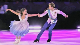 The coaches are in shape! Yulia Lipnitskaya and Dmitry Mikhailov