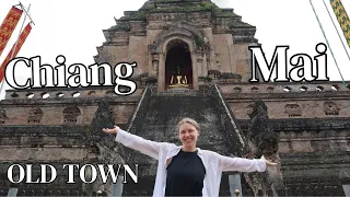 FIRST IMPRESSIONS of CHIANG MAI | Exploring the Old City