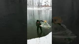 how to throw a cast net ,fishing net in the lake at here #short