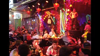 Ho Chi Minh City, Vietnam｜Energetic nightlife on Bui Vien Walking Street in central Saigon [4K tour]