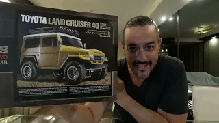 Unboxing a TAMIYA CC02 FJ40 - 58715