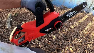 Hyper Tough 20V Cordless Chainsaw - Unboxing and First Cut!