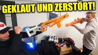 Rewi klaut meine NerfGun & zerstört mein Lebkuchenhaus