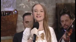 Messze a nagy erdő…előadja;a 11 éves Riana Emma Balla/Jónás Géza zenekara