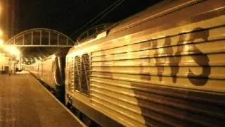 EWS Rescue Loco 67019 with failed HST at Newcastle Central 30th October 2007