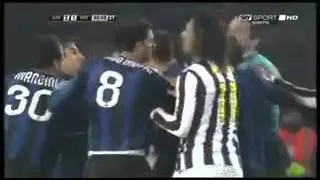 Juventus Inter 2 1 Rissa Balotelli Melo Buffon Thiago Motta 2010