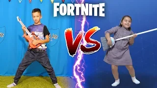 Давид и Аминка ХОТЯТ Узнать КТО КРУЧЕ! Артур и Аминка Витаминка ПРИДУМАЛИ Fortnite Dance Challenge !