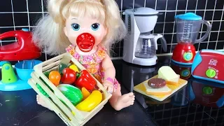 Как МАМА и Дочка Готовили Завтрак На Кухне Мультик для детей Куклы Игрушки 108мама тиви