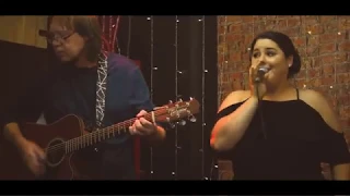 All about that bass Live cover - Mandi Fisher & Paul Robotham