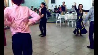 танцует молодость дагестана на свадьбе