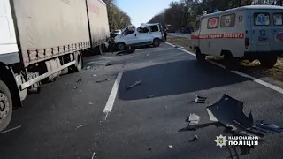 Поліція розслідує обставини ДТП у Немирівському районі