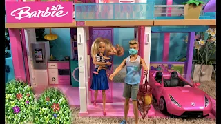 Barbie and Ken Stay Home with Chelsea Story with Barbie Making Mask for Ken and Quarantine Routine