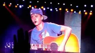 justin bieber live in malaysia - never let you go