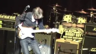 Eric Johnson & Zakk Wylde play Hendrix' "Are You Experienced"