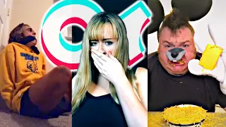 tik tok reacts Johnni Riddlin Mouse eating CHEESE!! 🧀