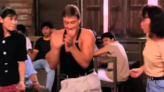 Van Damme bailando Una vaina loca - Fuego