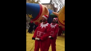 The Elf on the Shelf Balloon Crew's Mannequin Challenge