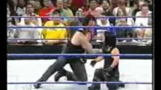 WWE-The Undertaker meets Mini Undertaker