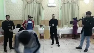 Лезгинка... Маков...