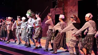 "Move it, Move it" with the premiere of "Madagascar, A Musical Adventure"