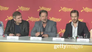 Russell Crowe flirts with audience member at The Nice Guys press conference