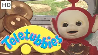 Teletubbies | Feeding the Chickens | Official Classic Full Episode