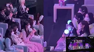 220127 STAYC Reaction to Red Velvet Queendom (CUT) [Gaon Chart Music Awards 2021]