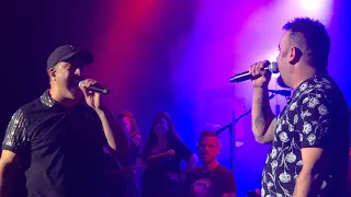 Chris Kirkpatrick & Joey Fatone : NSYNC - Tearin’ Up My Heart/Bye Bye Bye EPCOT finale 2019