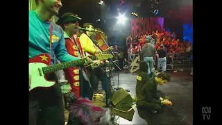 THE WIGGLES It's A Christmas Party, On The Good Ship Feathersword (Live On Recovery, 1998)
