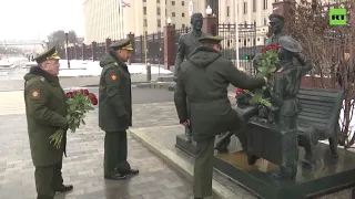 Шойгу и Василий Лановой